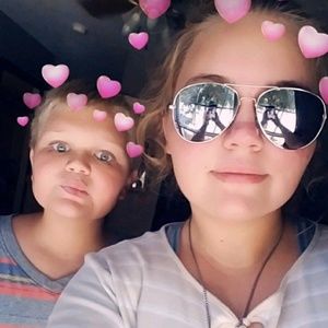 Meet your Posher, Peyton